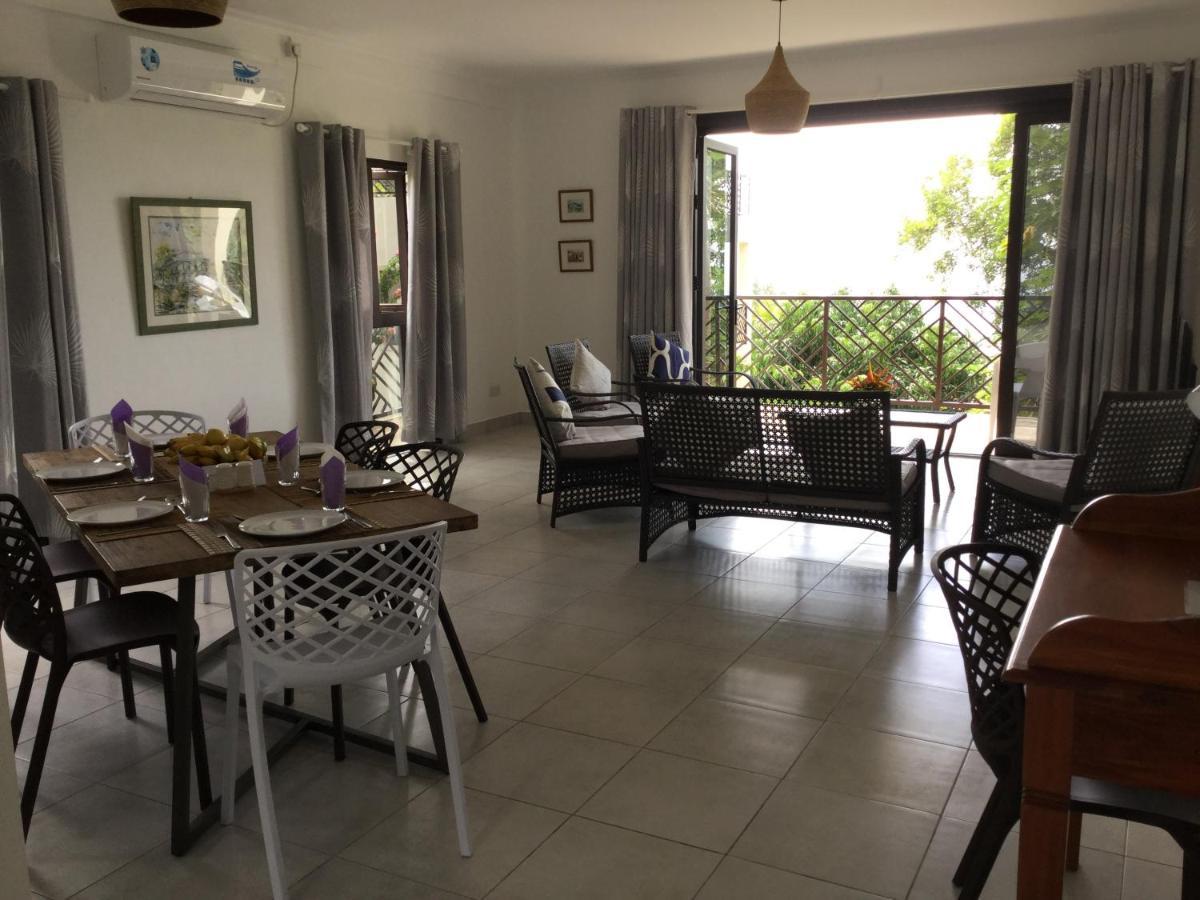 Bougainvillas Seychelles Anse Royale Exteriör bild