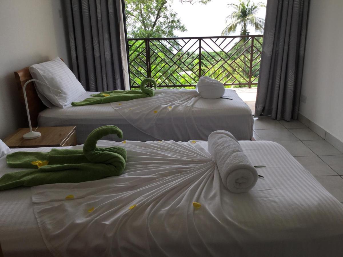 Bougainvillas Seychelles Anse Royale Exteriör bild