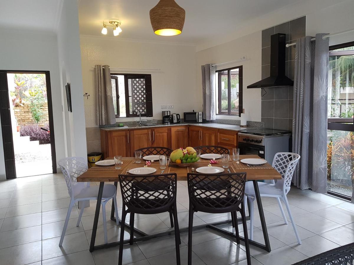 Bougainvillas Seychelles Anse Royale Exteriör bild